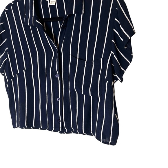 Billabong Tropical Crush Navy Blue Striped Button-Up Crop Top- Size Small - Picture 4 of 14